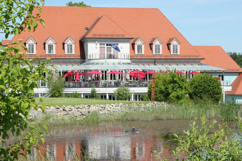 ホテルLandgasthof Gut Deutenhof バート・アプバッハ エクステリア 写真